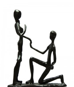 " Der Antrag " Eisenguss,brüniert H.19 cm Preis 55,-- Euro